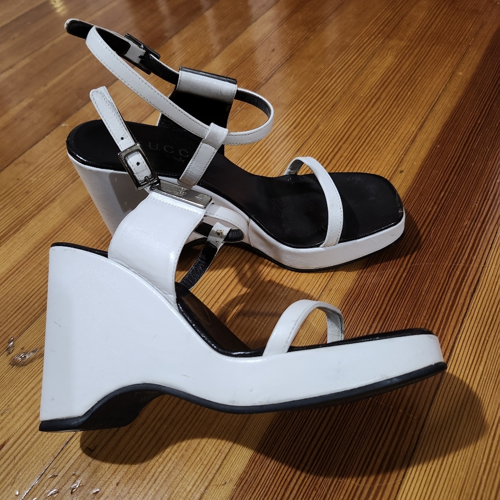 Gucci heeled Sandals/ no box